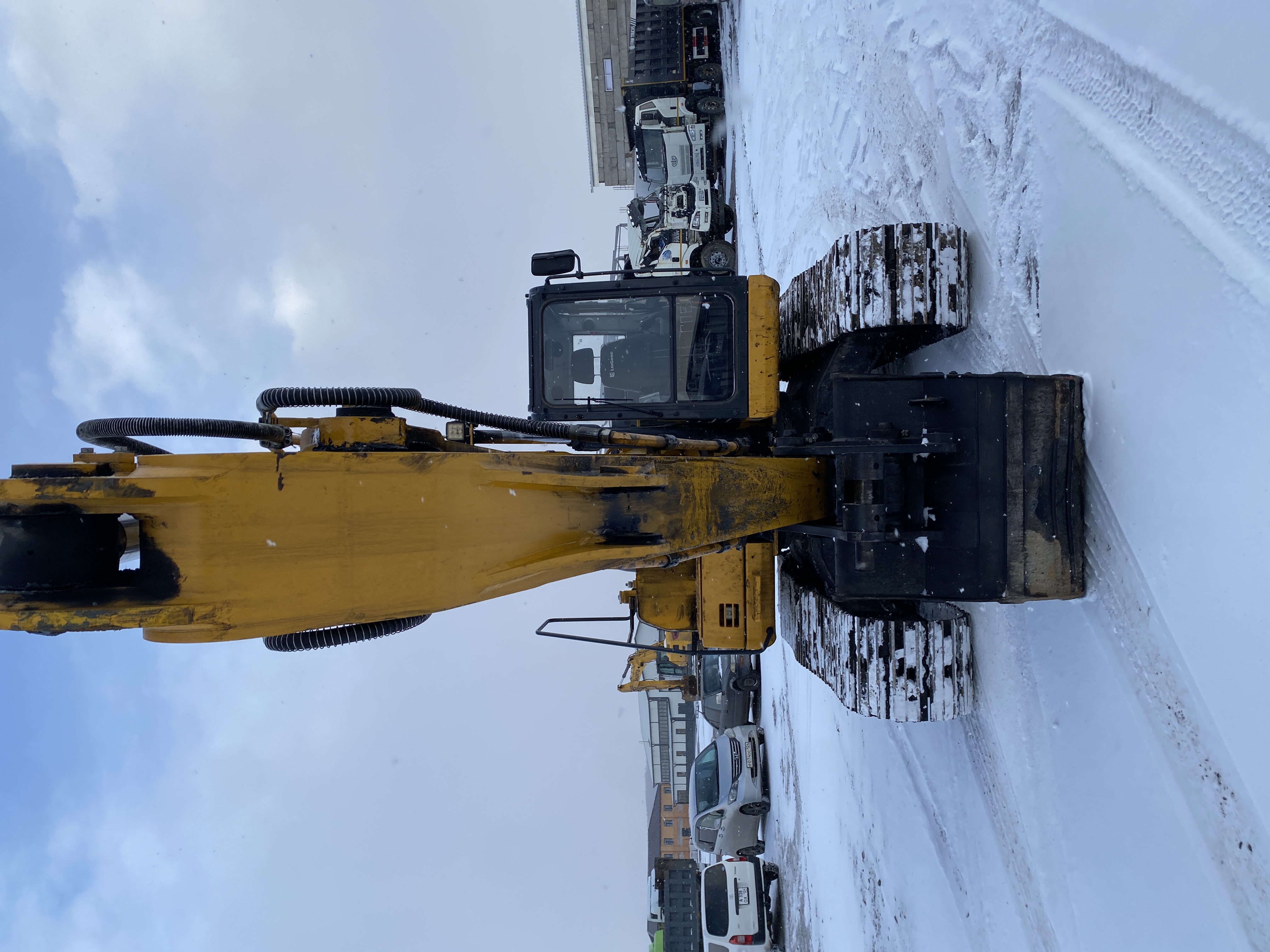 LiuGong CLG922 Экскаватор CLG922E — Б/У, 2022 г.