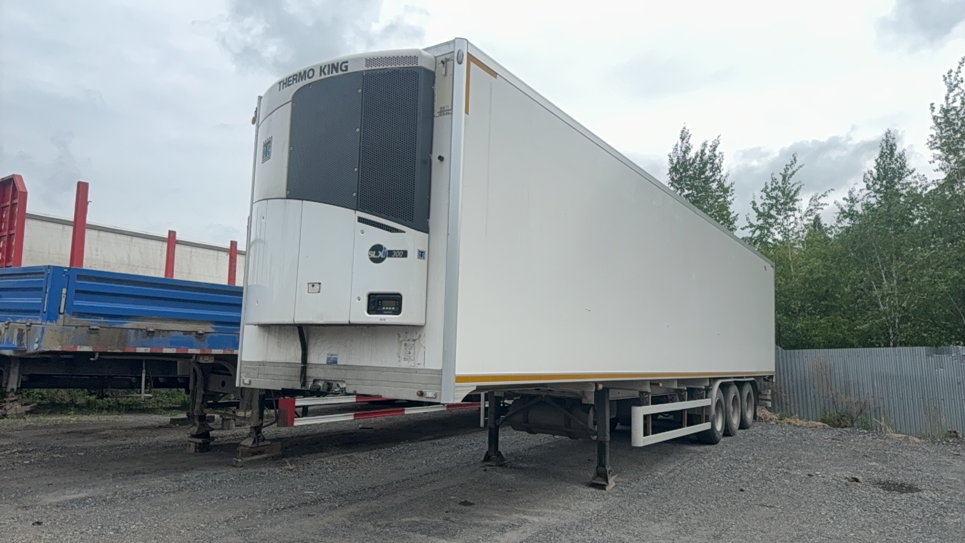 LONG GUA LGC9400XLCD Рефрижератор — Б/У, 2024 г.