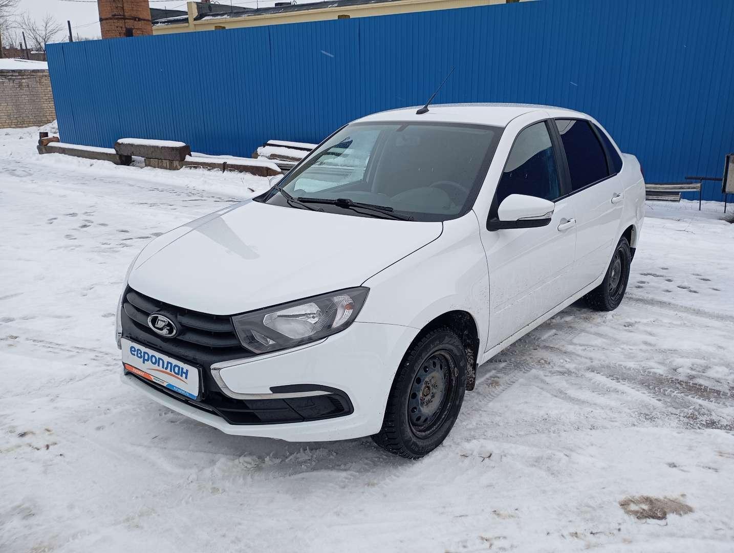 Lada Granta лифтбек — Б/У, 2023 г. (Новочебоксарск, 50612 км)