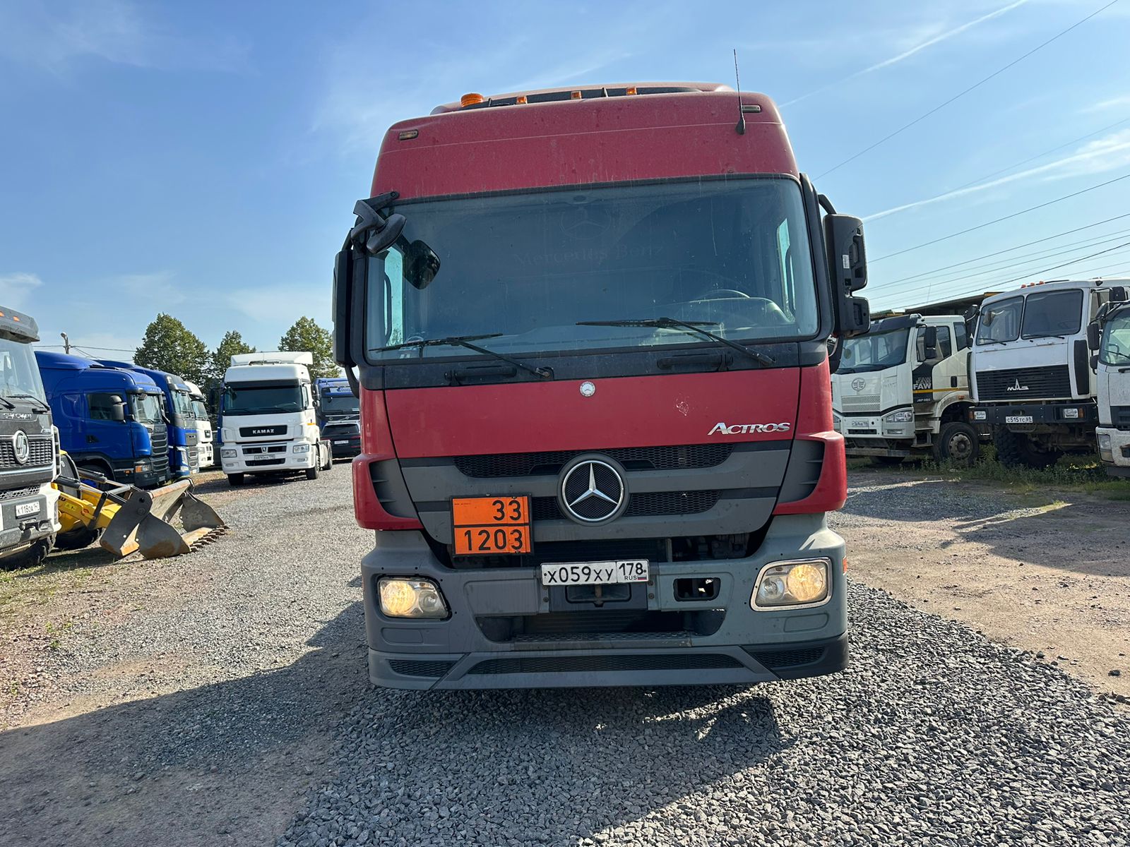 Mercedes-Benz ACTROS 4x2 Седельный тягач 1841 LS — Б/У, 2017 г.