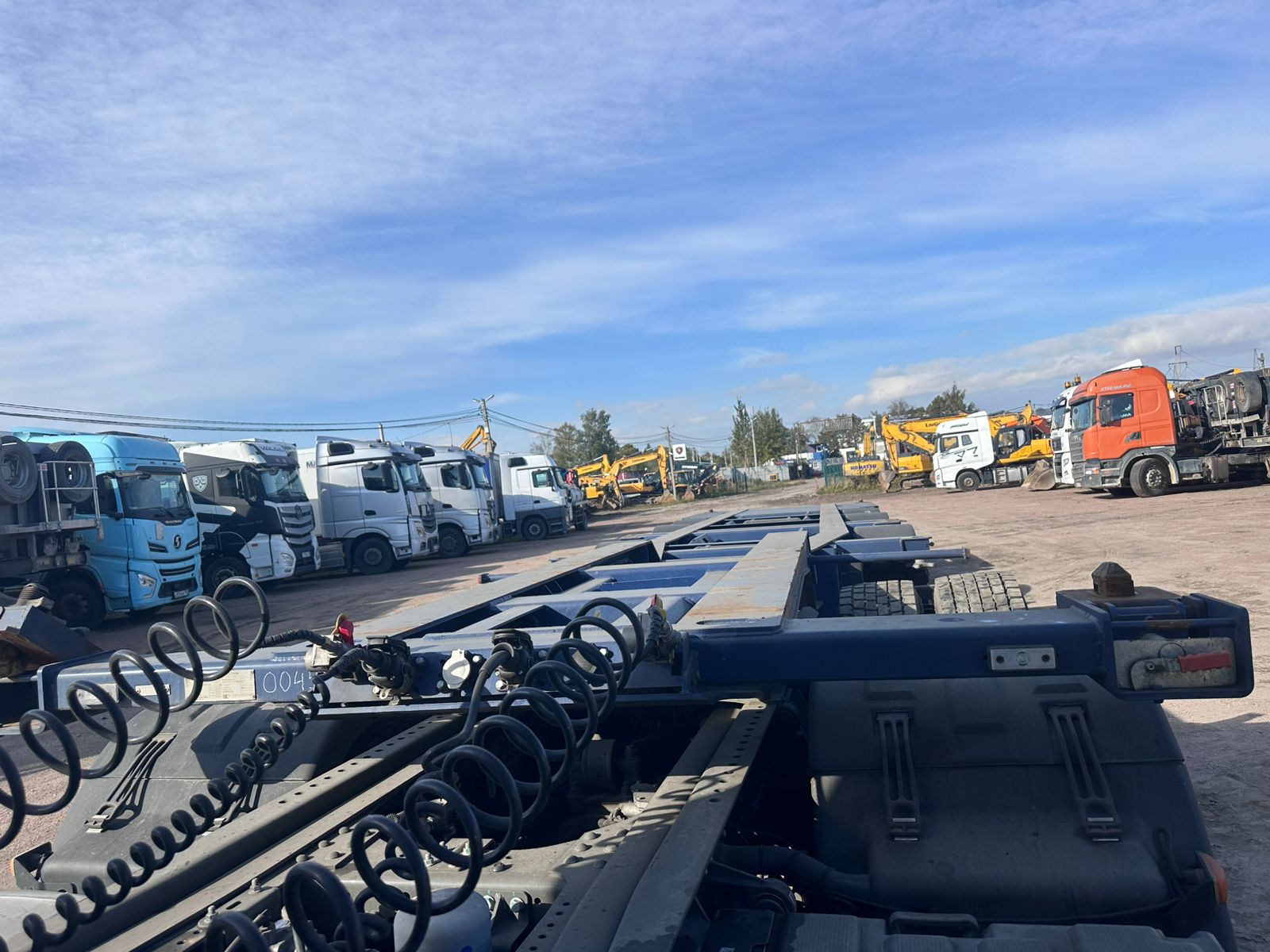 УралСпецТранс 9465 Полуприцеп контейнеровоз 4 оси 946520-A1-04 — Б/У, 2024 г.