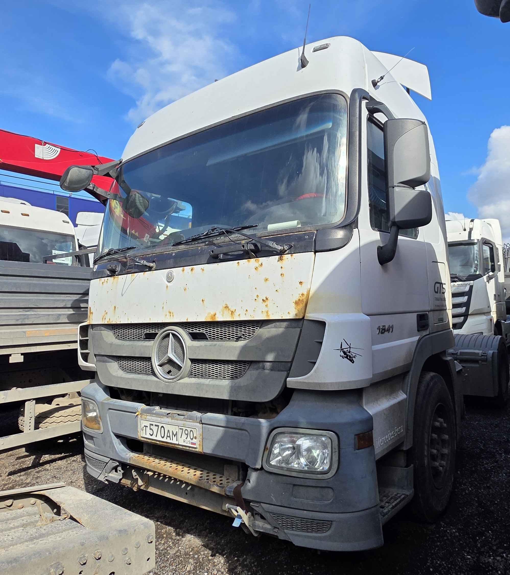 MERCEDES-BENZ Actros 1841LS 4x2 Седельный тягач — Б/У, 2015 г.