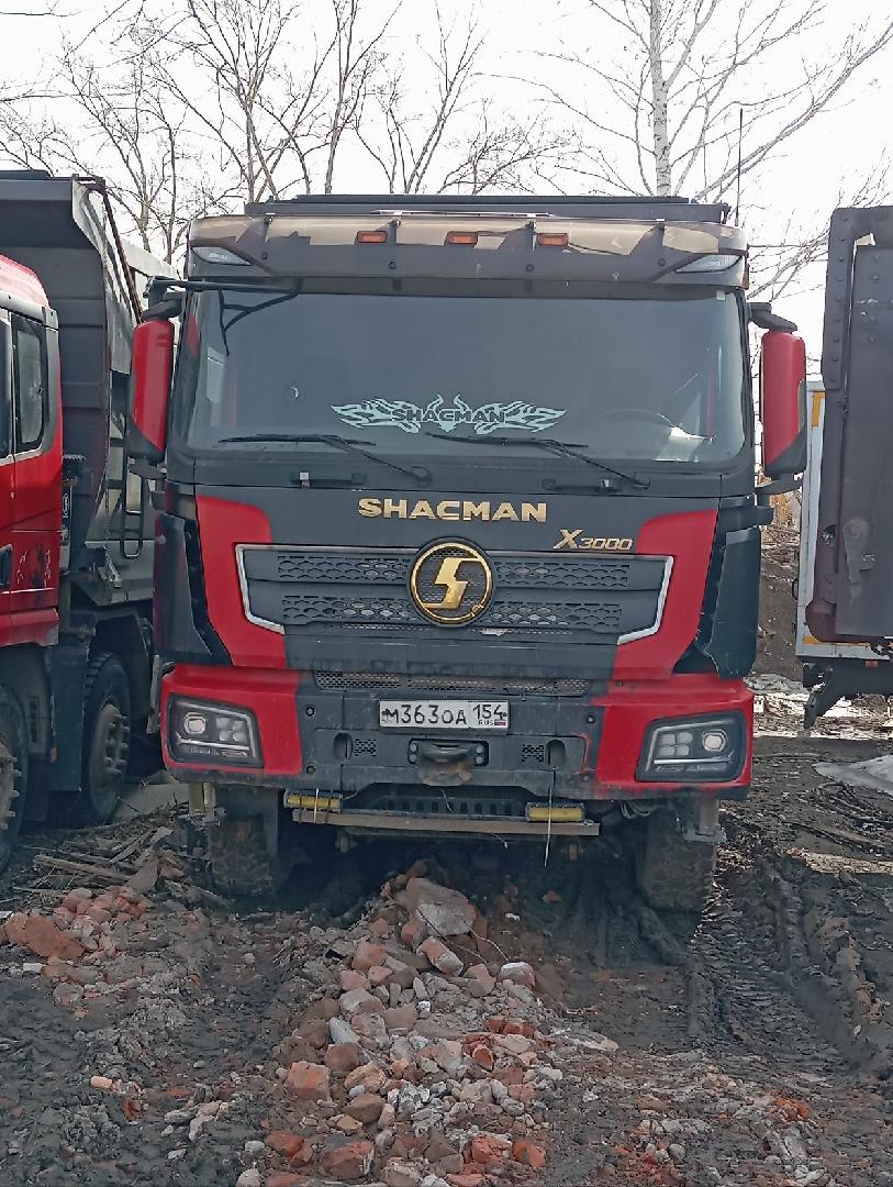 Shacman SX33186V366 — Б/У, 2022 г. (Новосибирск, 123763 км)