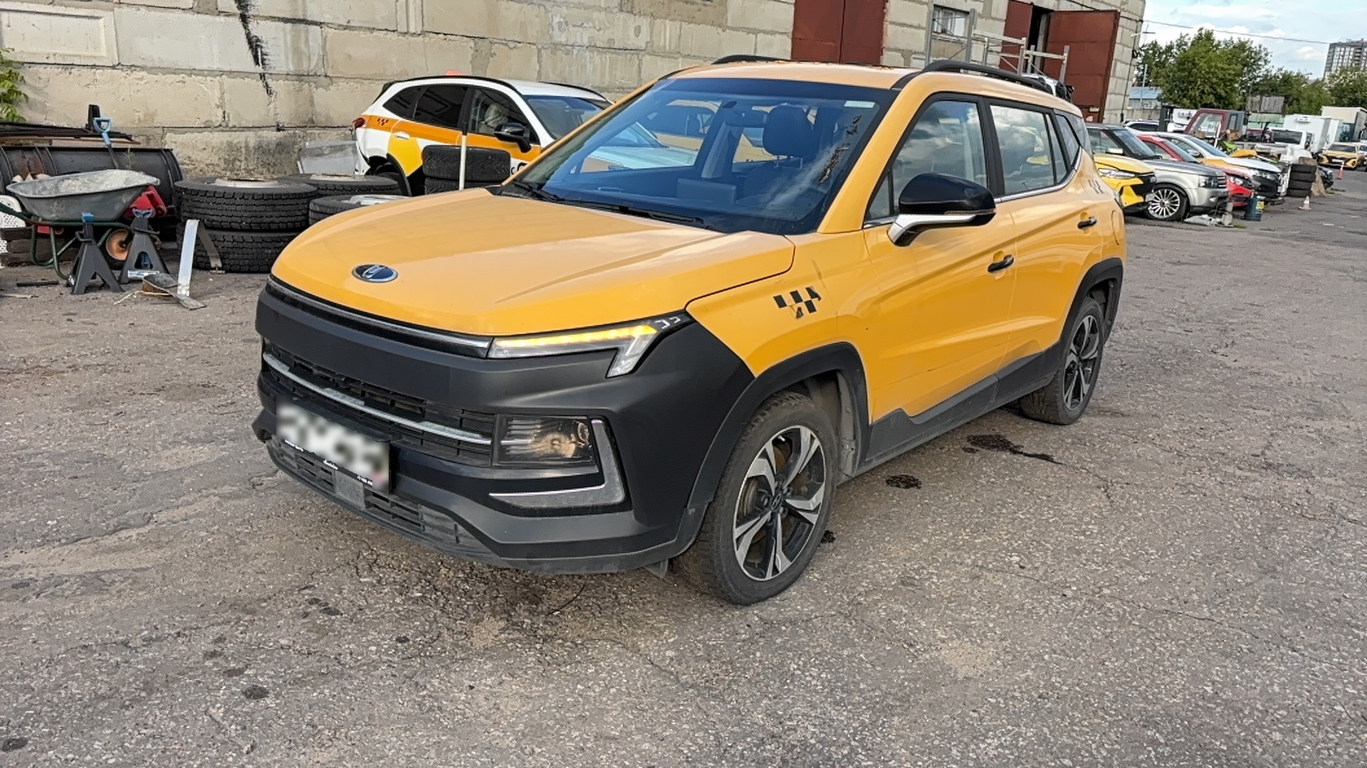 МОСКВИЧ Стандарт 1.5Т CVT — Б/У, 2023 г.