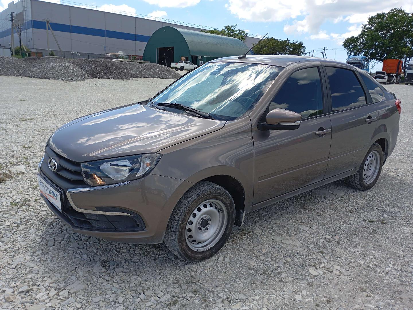 Lada Granta лифтбек — Б/У, 2024 г. (Новороссийск, 16120 км)