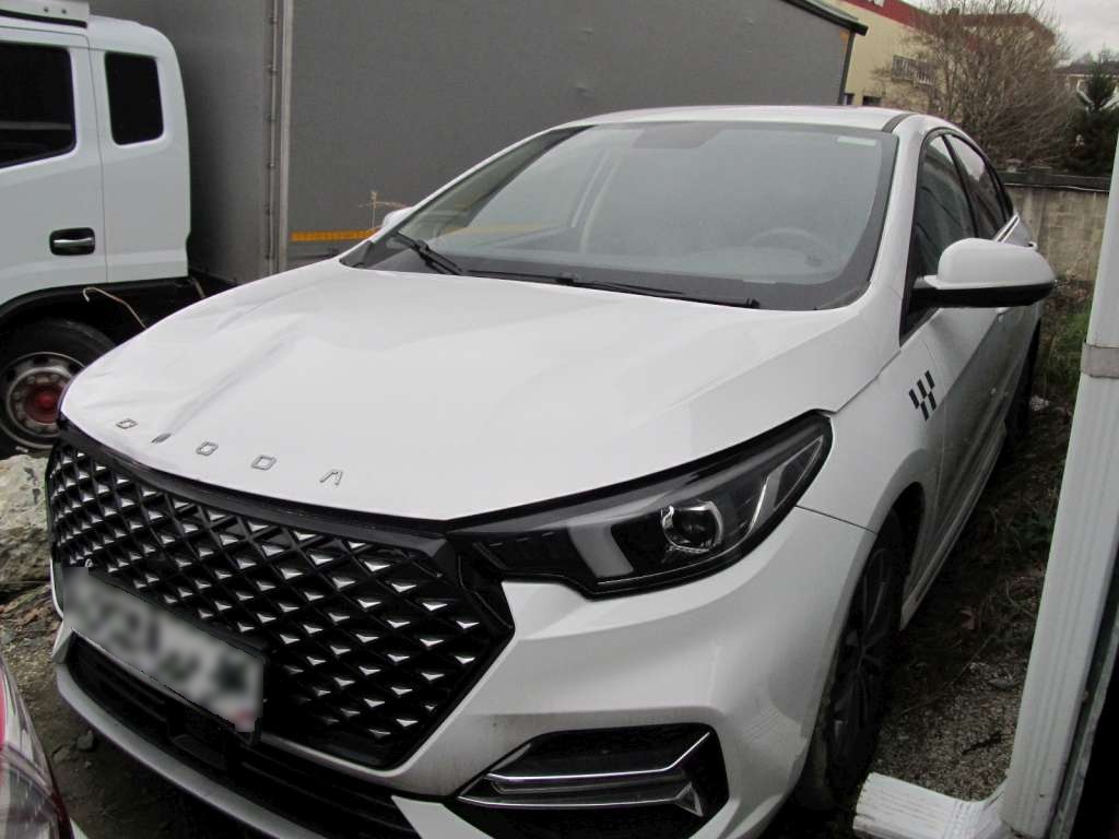 OMODA Life 1.5 CVT (I Поколение) — Б/У, 2023 г.