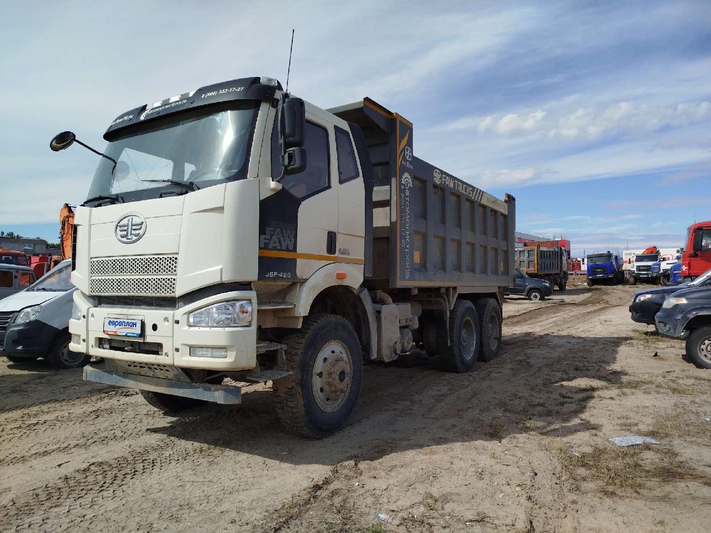 FAW (First Automotive Works) J6 6x6 CA3250P66K24L1TE5 — Б/У, 2023 г. (Сургут, 143322 км)