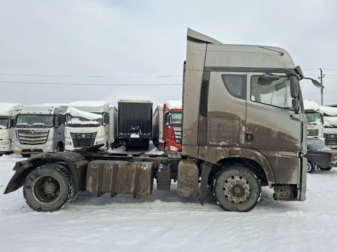 FAW JH6 4x2 Седельный тягач CA4180P25K15E5A80 — Б/У, 2023 г.
