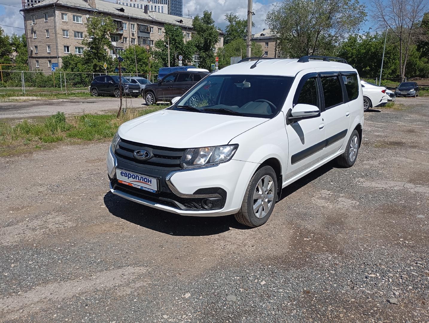 Lada Largus универсал — Б/У, 2024 г. (Самара, 70317 км)