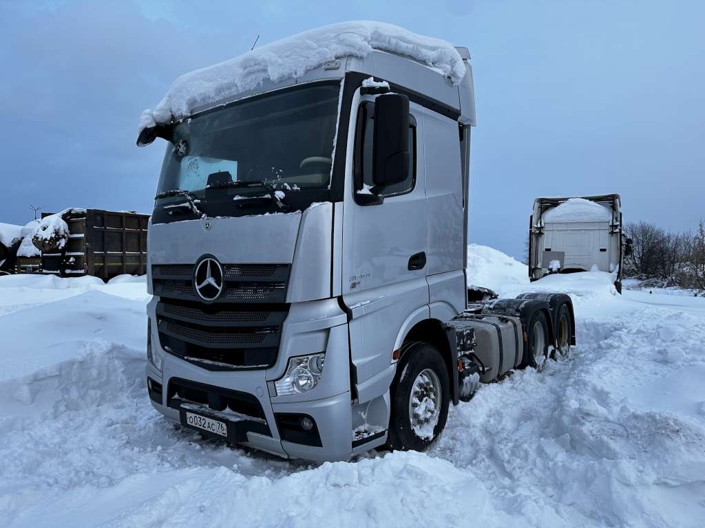 MERCEDES-BENZ 2648 6x4 Седельный тягач — Б/У, 2023 г.