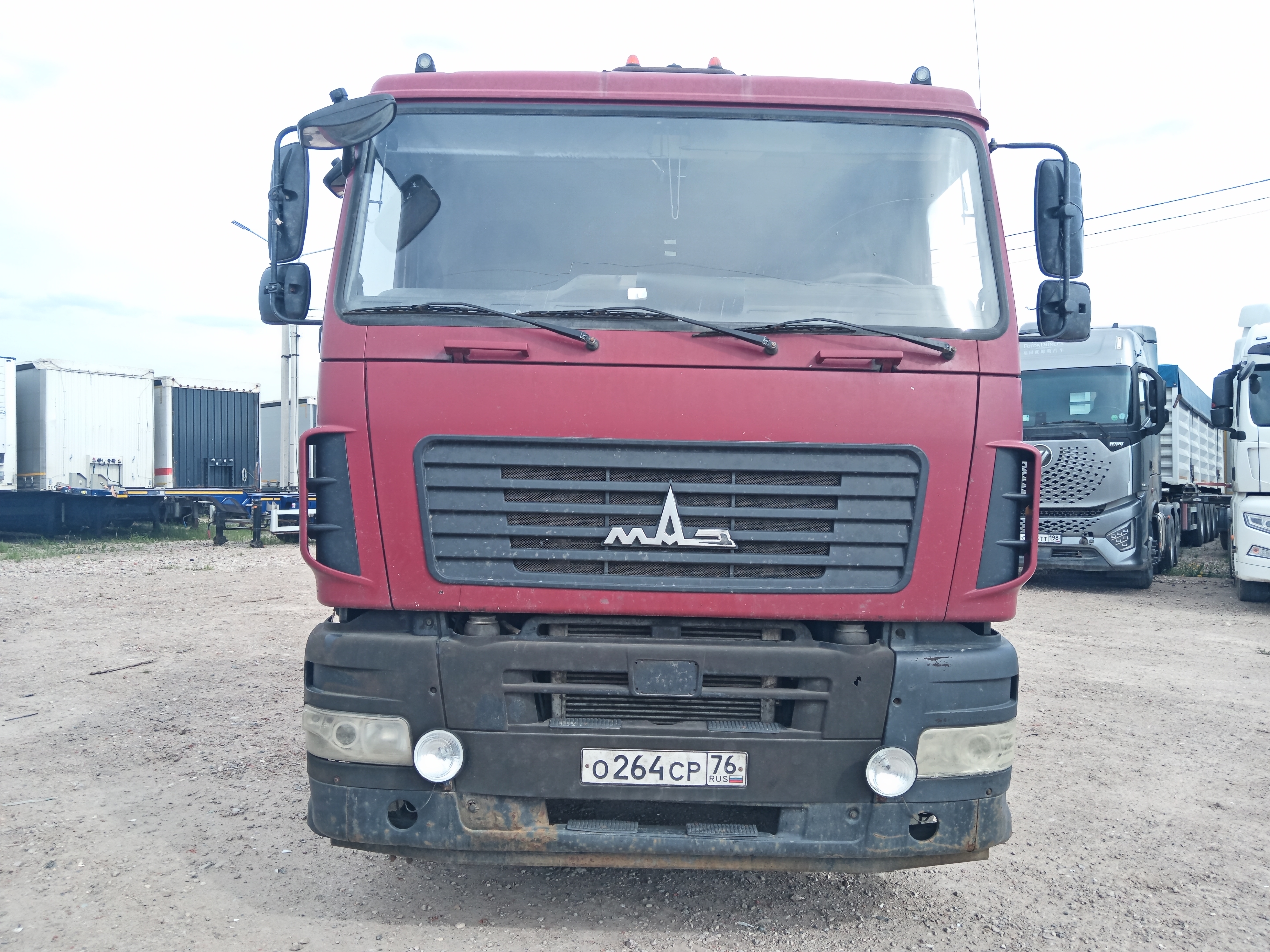 МАЗ 5440 4x2 Седельный тягач 5440В5-8420-031 — Б/У, 2017 г.
