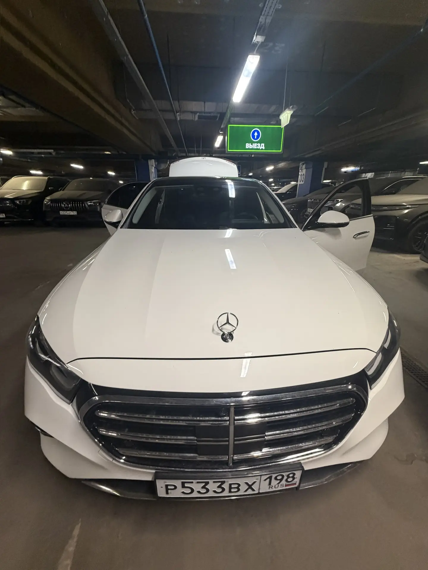 Mercedes-Benz E-CLASS — Б/У, 2025 г.