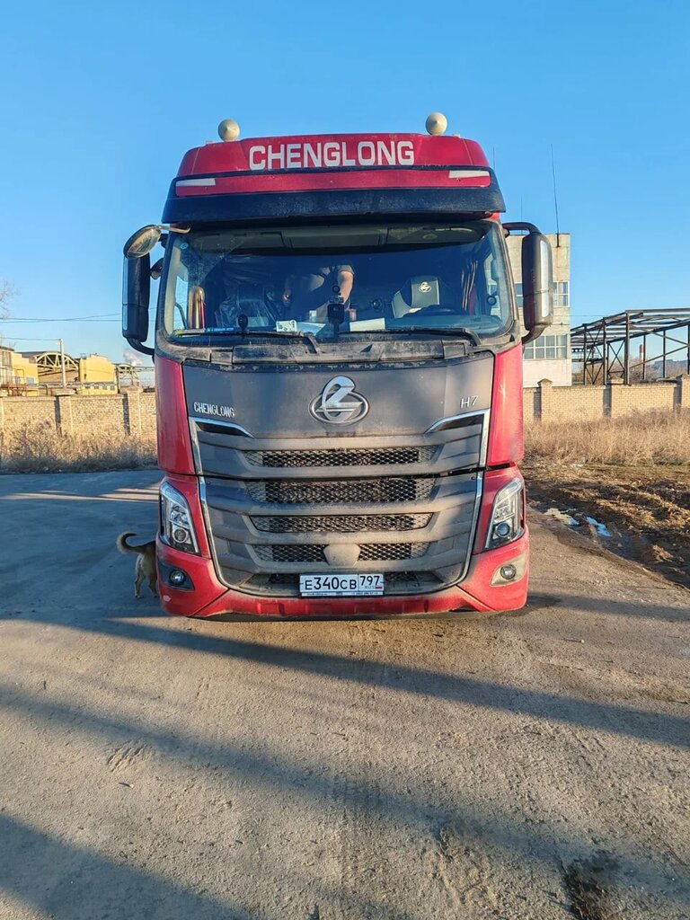 CHENGLONG H7 4x2 Седельный тягач LZ4181H7AB — Б/У, 2023 г.