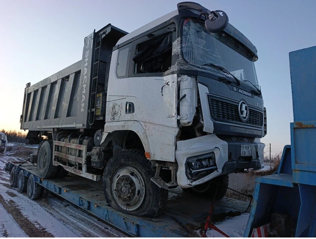 Shacman (Shaanxi) SX 6x6 Самосвал SX32586V385 — Б/У, 2023 г.