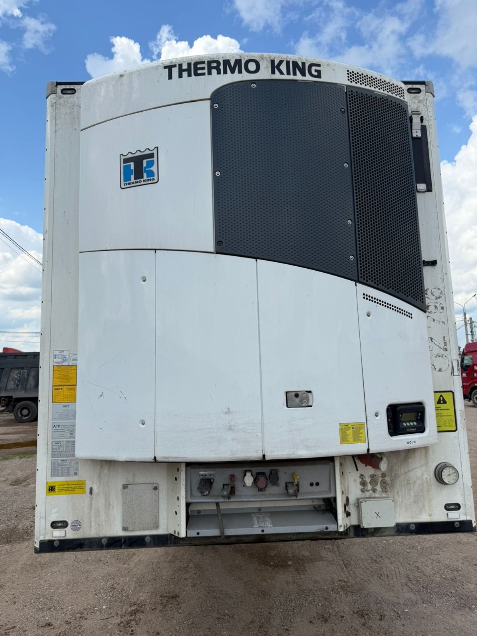 Schmitz Cargobull SKO24 Полуприцеп изотермический/рефрижератор SKO 24/L-13.4 FP COOL V7 — Б/У, 2021 г.