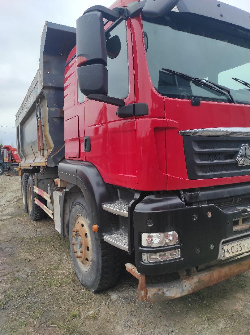 Howo ZZ3257V384GE1 — Б/У, 2022 г. (Сургут, 276598 км)