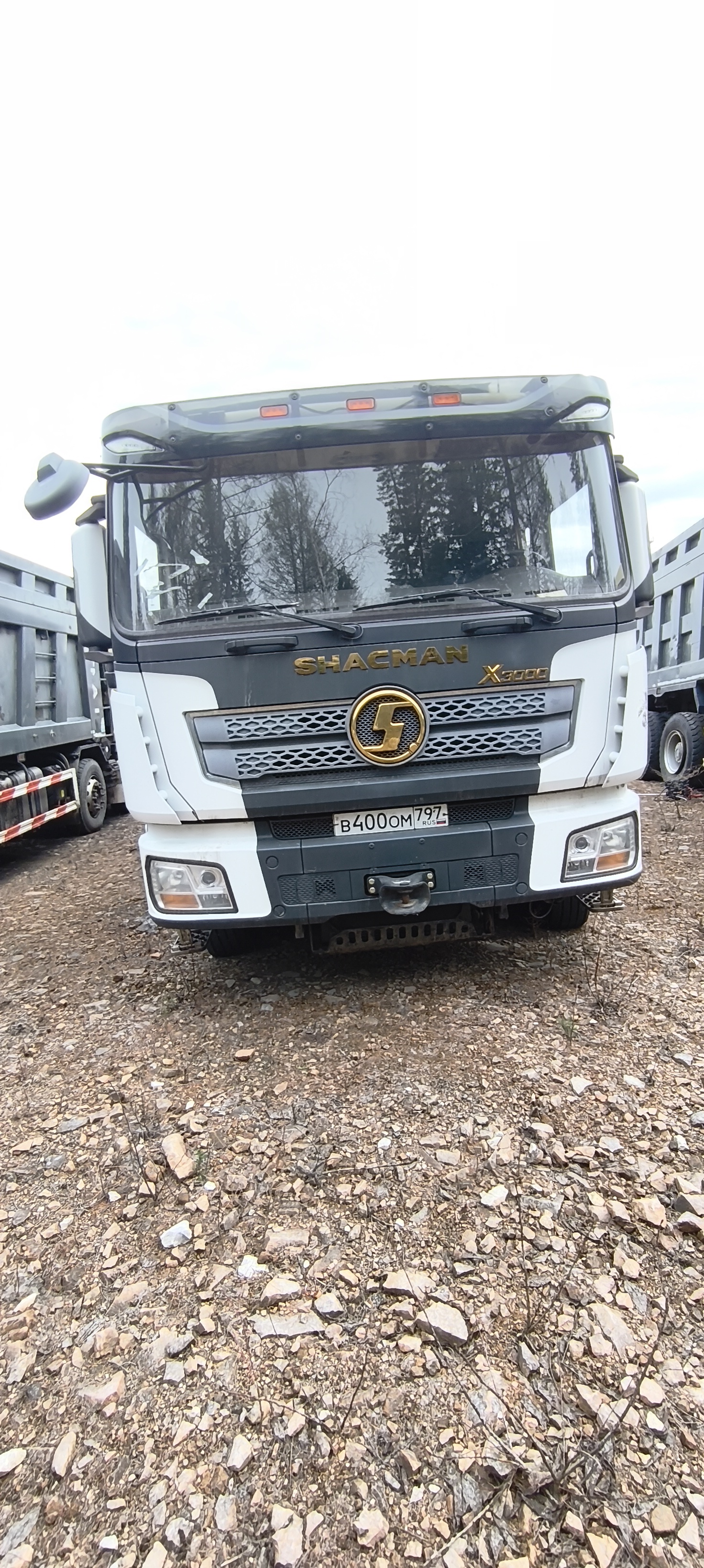 Shacman (Shaanxi) SX 8x4 Самосвал SX331863366 — Б/У, 2022 г.
