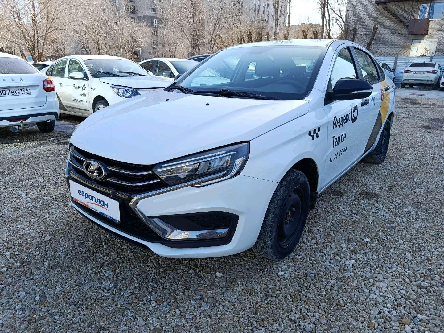 Lada Vesta седан — Б/У, 2023 г. (Волгоград, 117836 км)