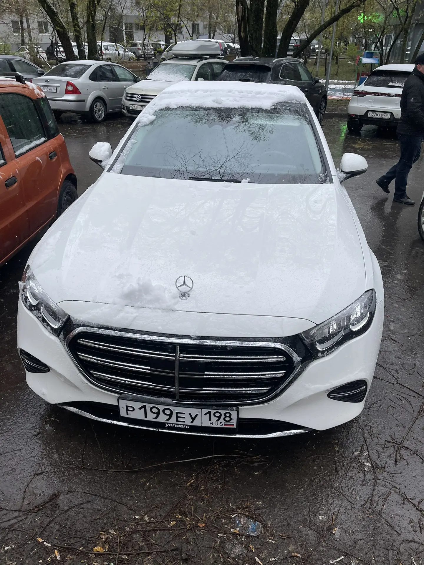 Mercedes-Benz E-CLASS — Б/У, 2025 г.