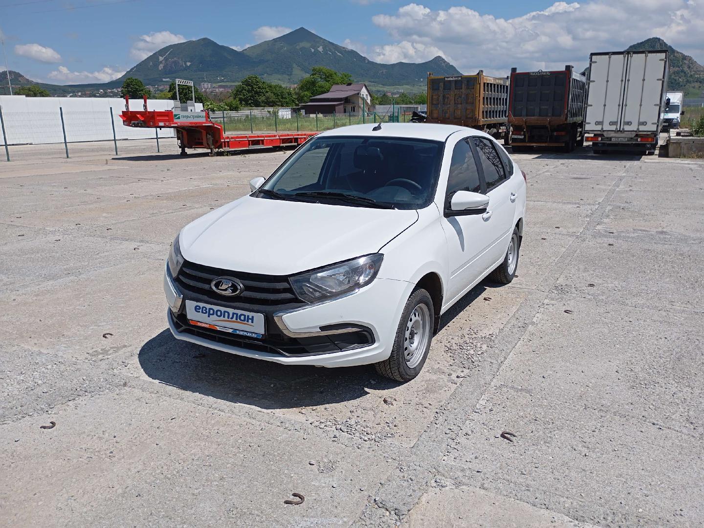 Lada Granta лифтбек — Б/У, 2024 г. (Лермонтов, 41569 км)