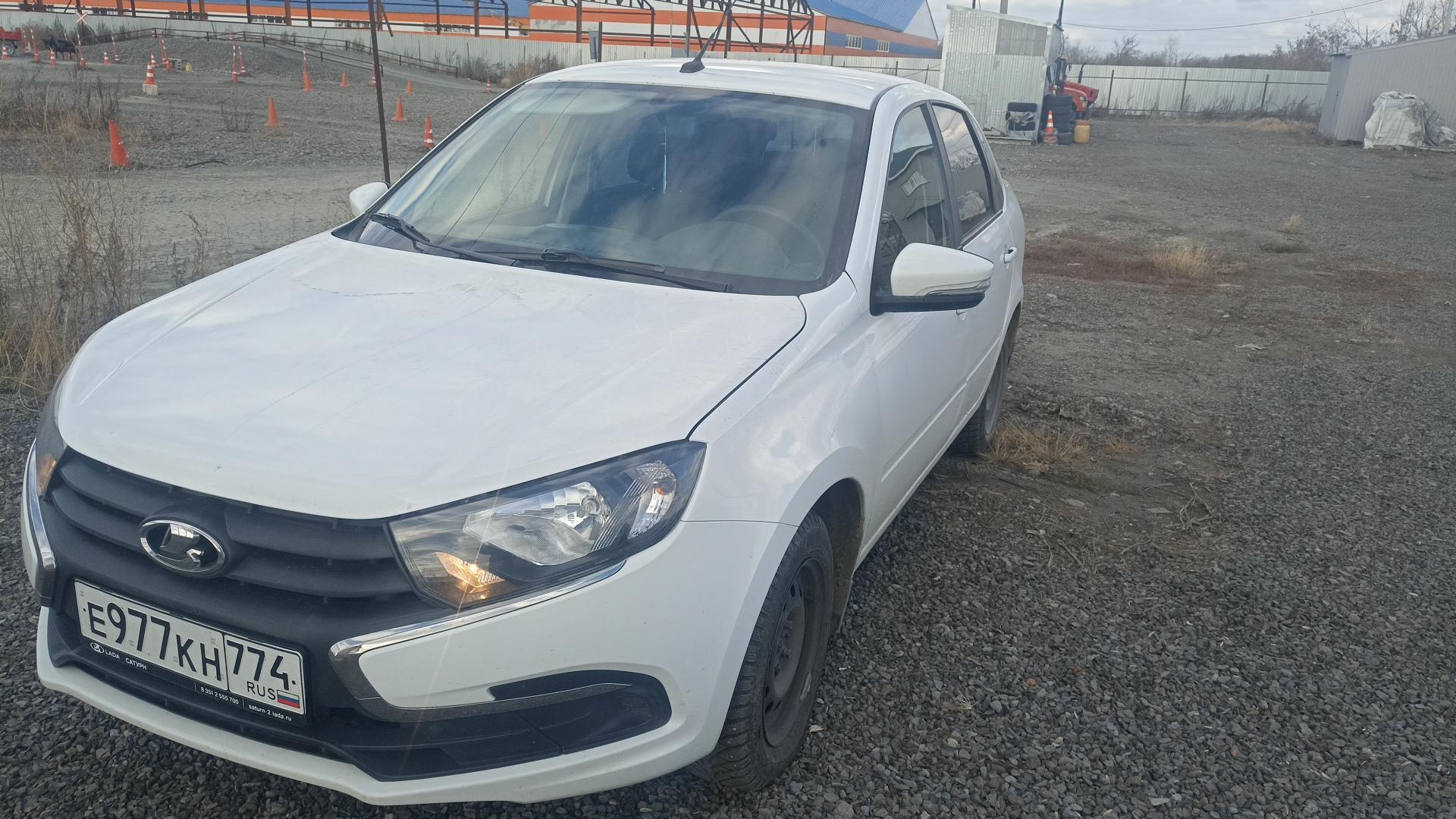 Lada Granta седан — Б/У, 2023 г. (Челябинск, 102677 км)