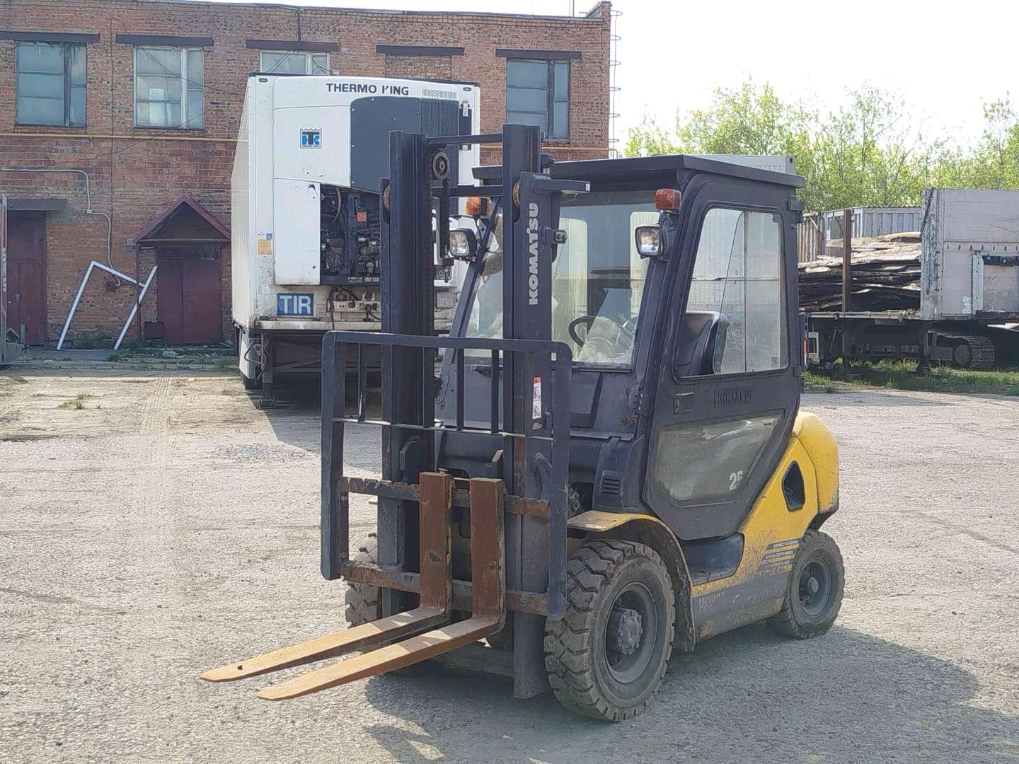 Komatsu (Комацу) FD25T-17 — Б/У, 2020 г. (Омск, 15480 м/ч)