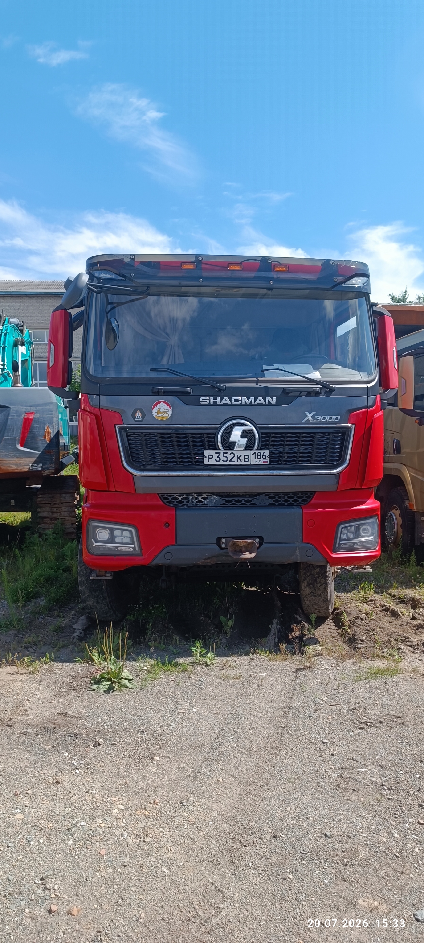 Shacman (Shaanxi) SX 6x4 Самосвал SX32586V384 — Б/У, 2023 г.