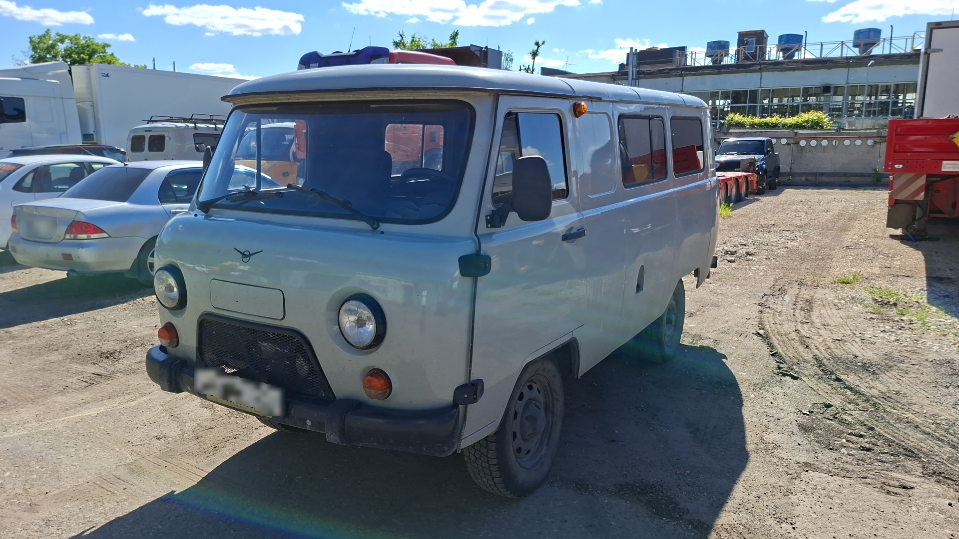 UAZ 390995 (6+1 мест) — Б/У, 2024 г.