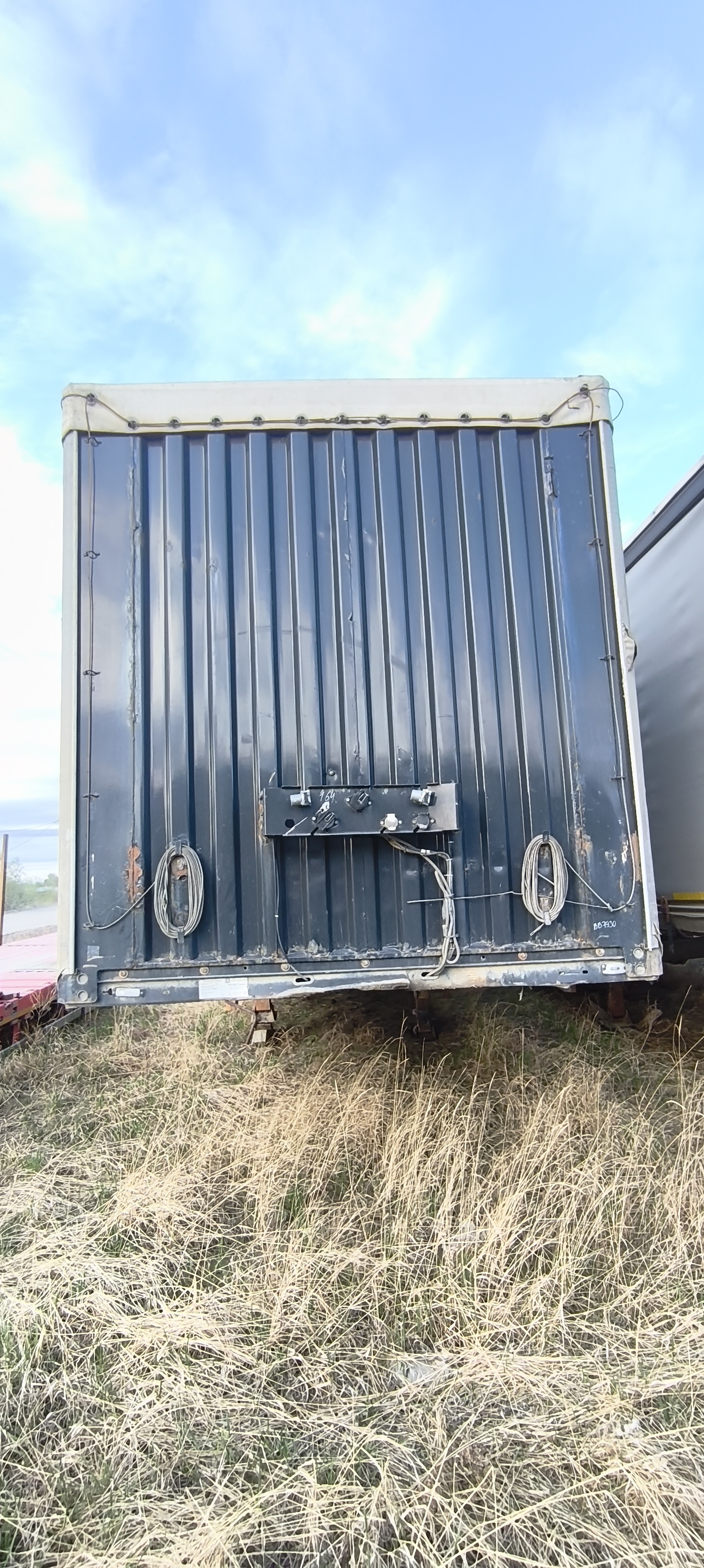 Тонар 9746 Полуприцеп шторный 97463 — Б/У, 2019 г.