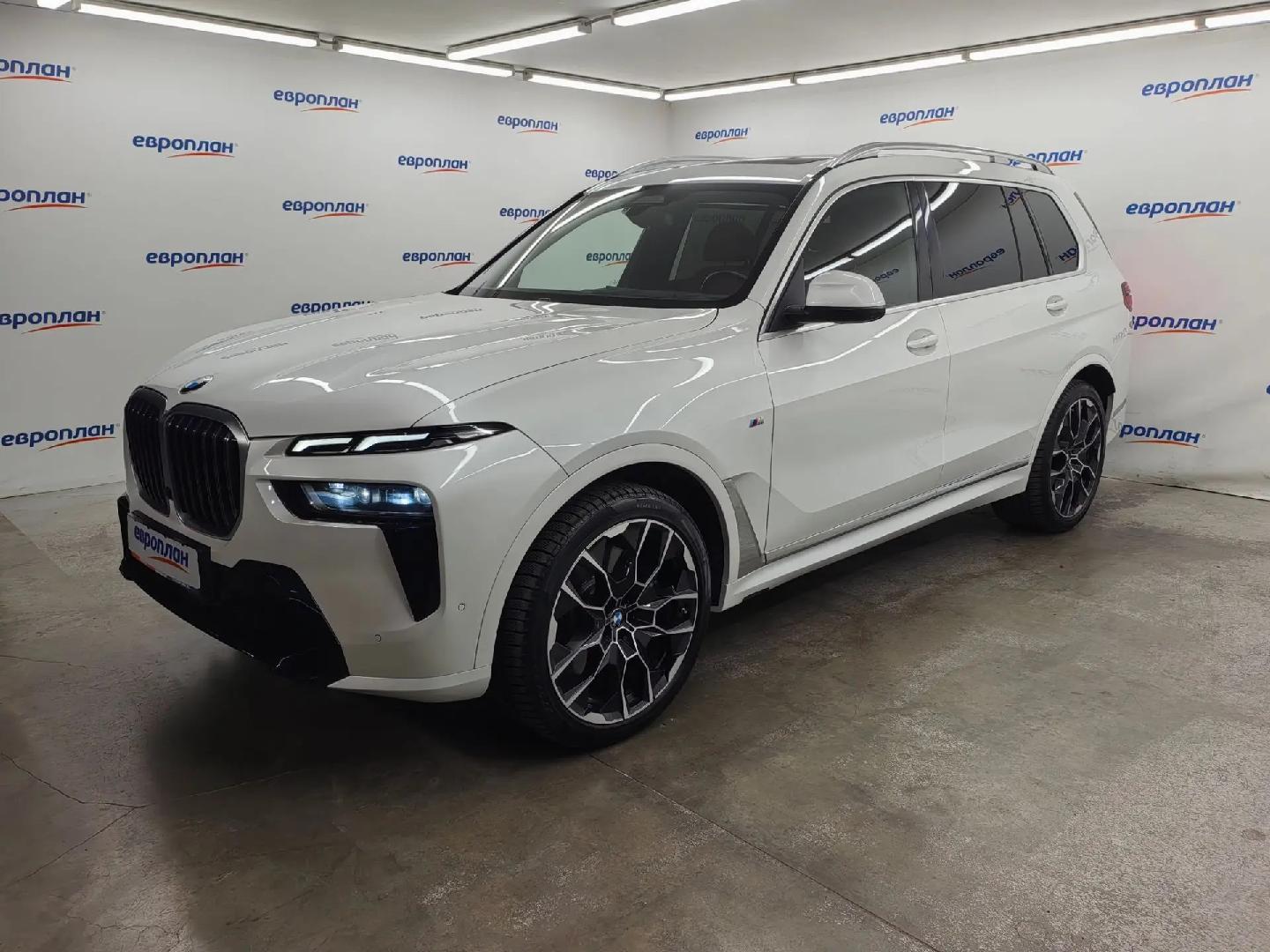 BMW X7 — Б/У, 2022 г. (Москва, 49489 км)