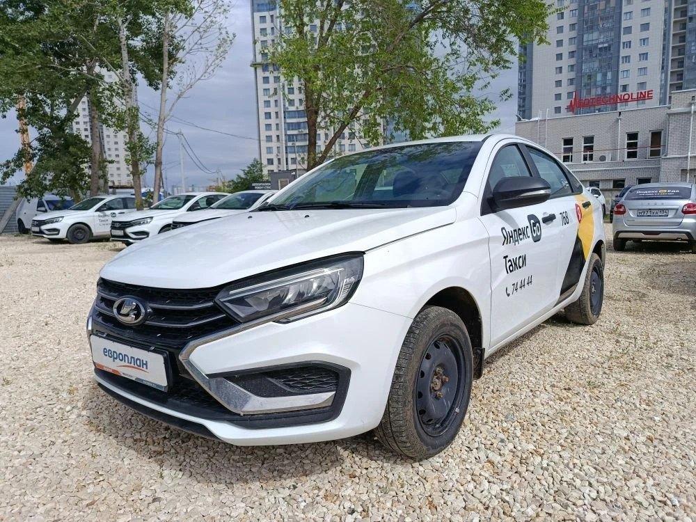 Lada Vesta седан — Б/У, 2023 г. (Волгоград, 110766 км)