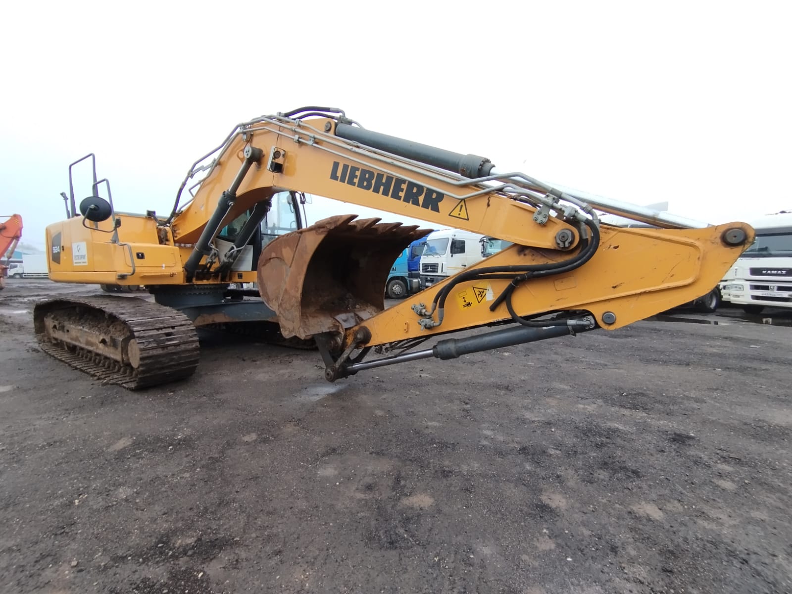LIEBHERR R Экскаватор R924 LC — Б/У, 2021 г.