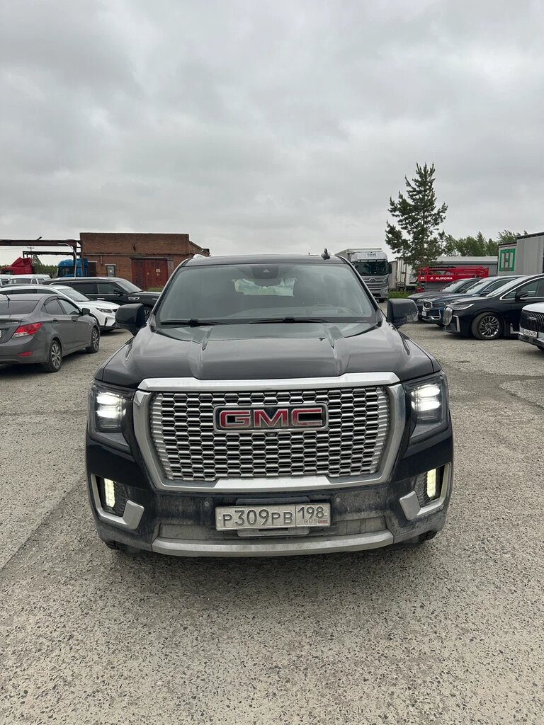GMC YUKON 6.2 AT Denali — Б/У, 2023 г.