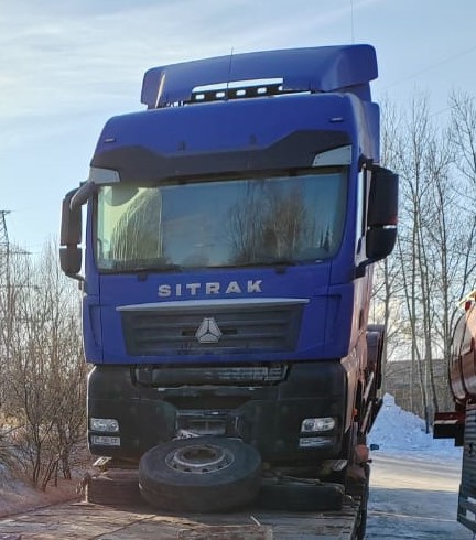 SITRAK C7H 6x4 Седельный тягач ZZ4256V364HE — Б/У, 2022 г.