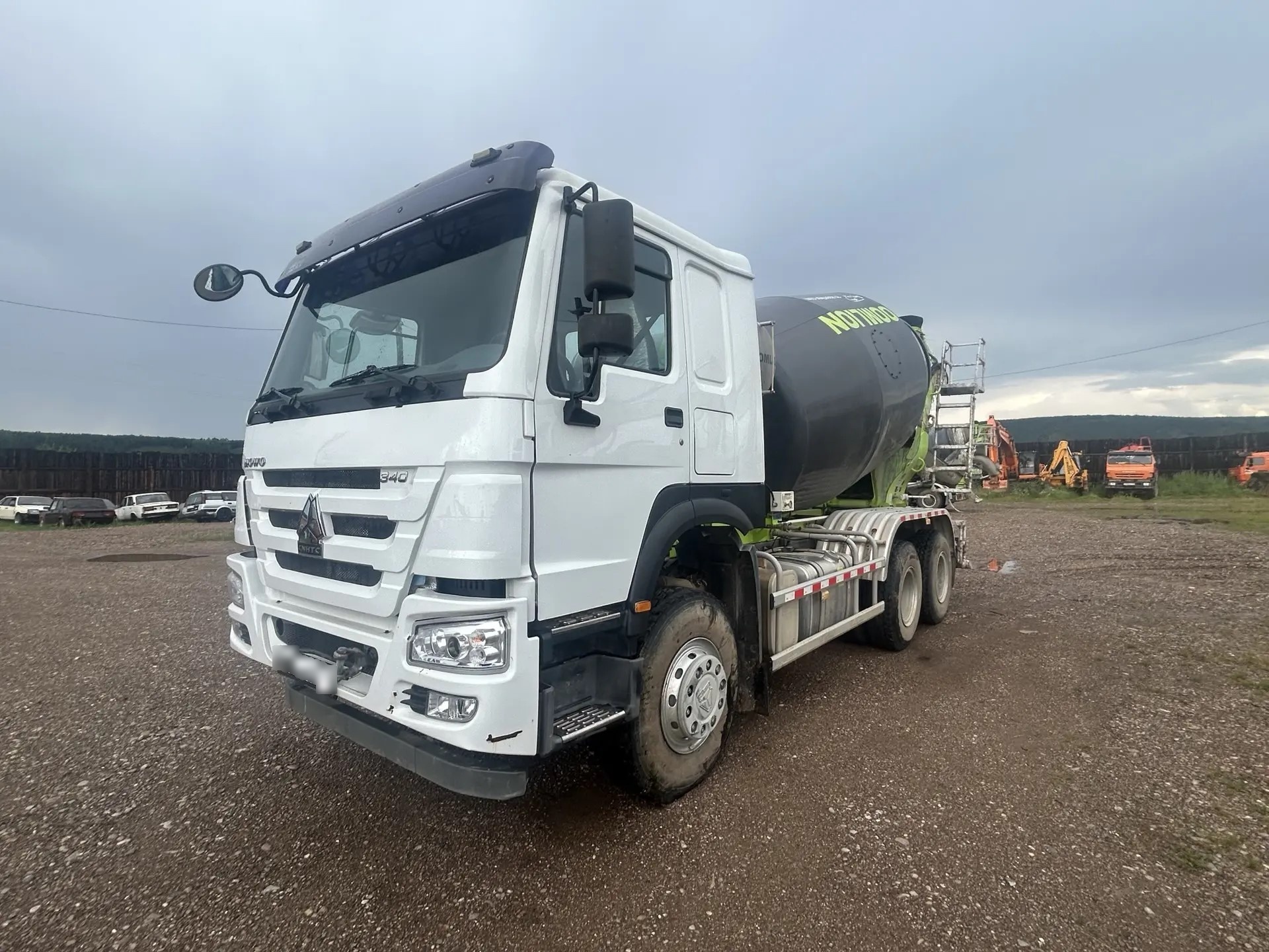 HOWO ZZ5327GJBS3847E 6x4 Автобетоносмеситель — Б/У, 2022 г.