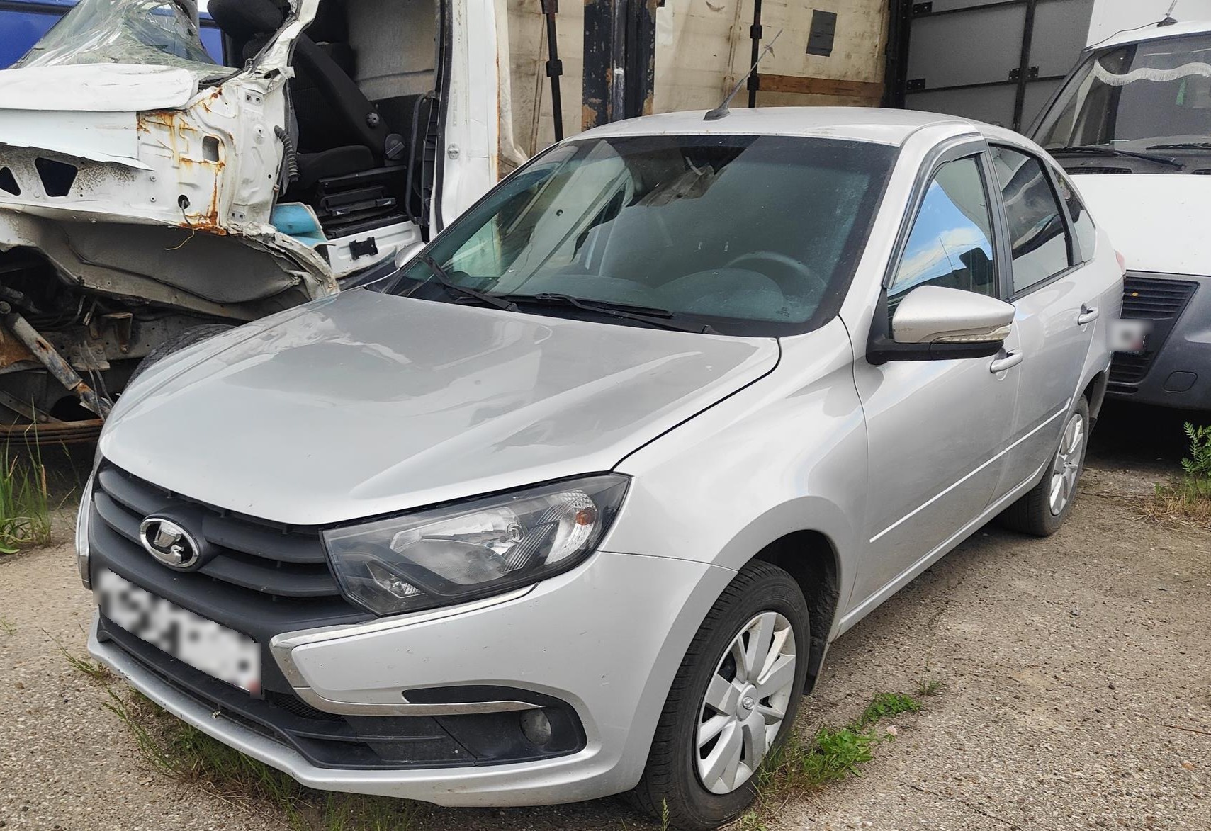 LADA Comfort 23 1.6 90hp 5MT — Б/У, 2024 г.