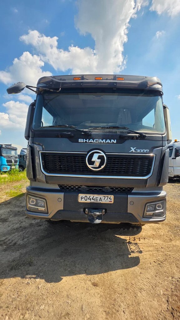 Shacman (Shaanxi) SX 8x4 Самосвал SX33186V366 — Б/У, 2024 г.