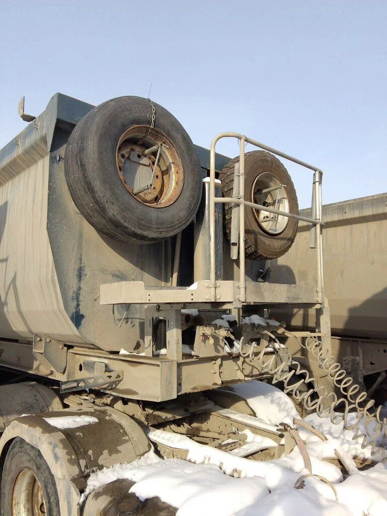Grunwald 9453 Полуприцеп самосвальный 9453-0000010-50 — Б/У, 2023 г.