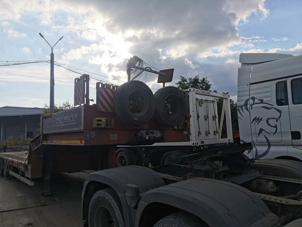 Спецприцеп 9942 Полуприцеп тяжеловоз 5 осей 9942L5 — Б/У, 2023 г.