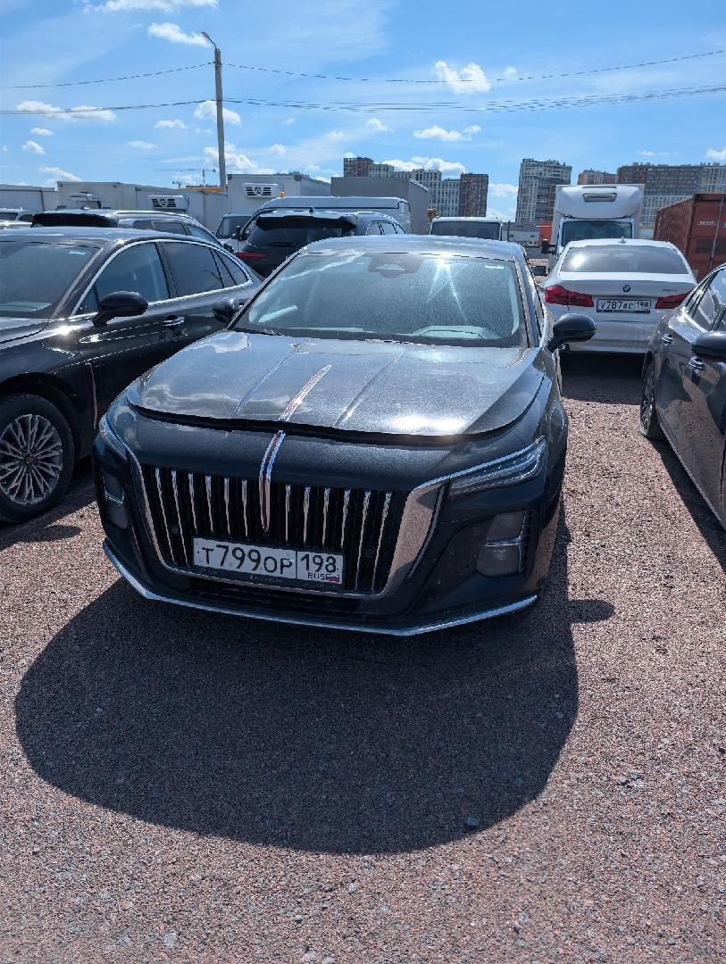 Hongqi H5 — Б/У, 2024 г. (Санкт-Петербург, 155566 км)