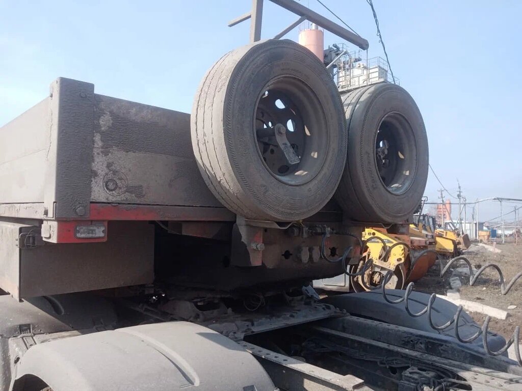 Спецприцеп 9942 Полуприцеп тяжеловоз 4 оси 9942L4-06 — Б/У, 2022 г.