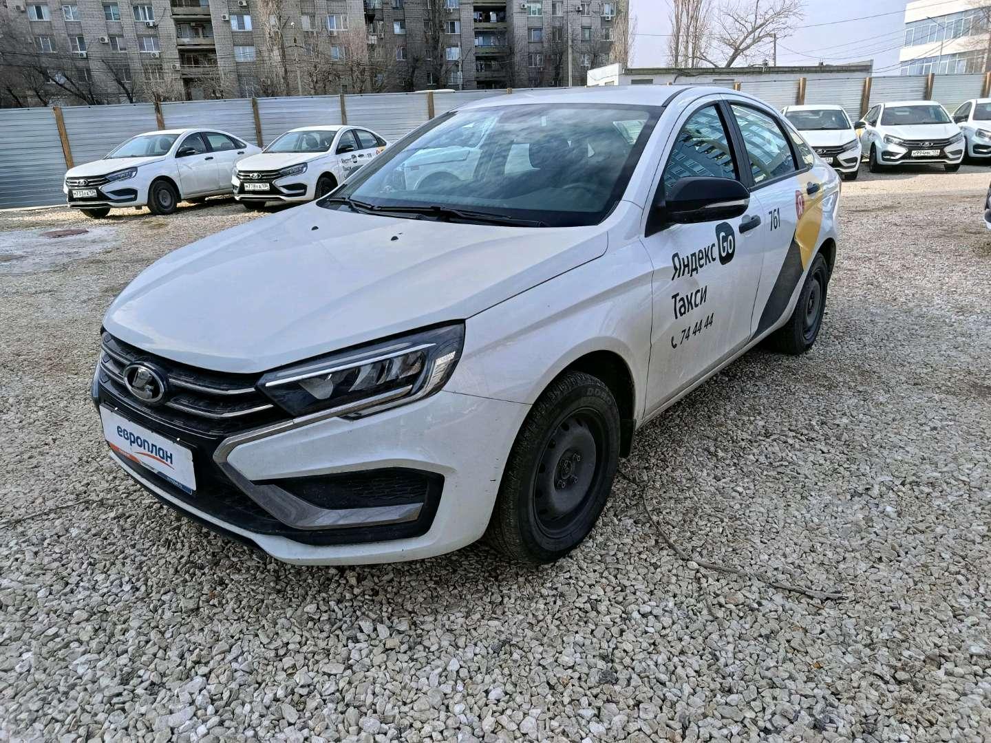 Lada Vesta седан — Б/У, 2023 г. (Волгоград, 124860 км)