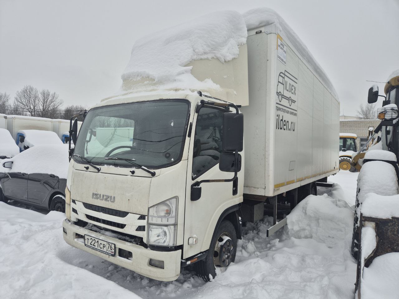 ISUZU ELF 7.5 (NPR) 4x2 Изотермический-рефрижератор — Б/У, 2022 г.