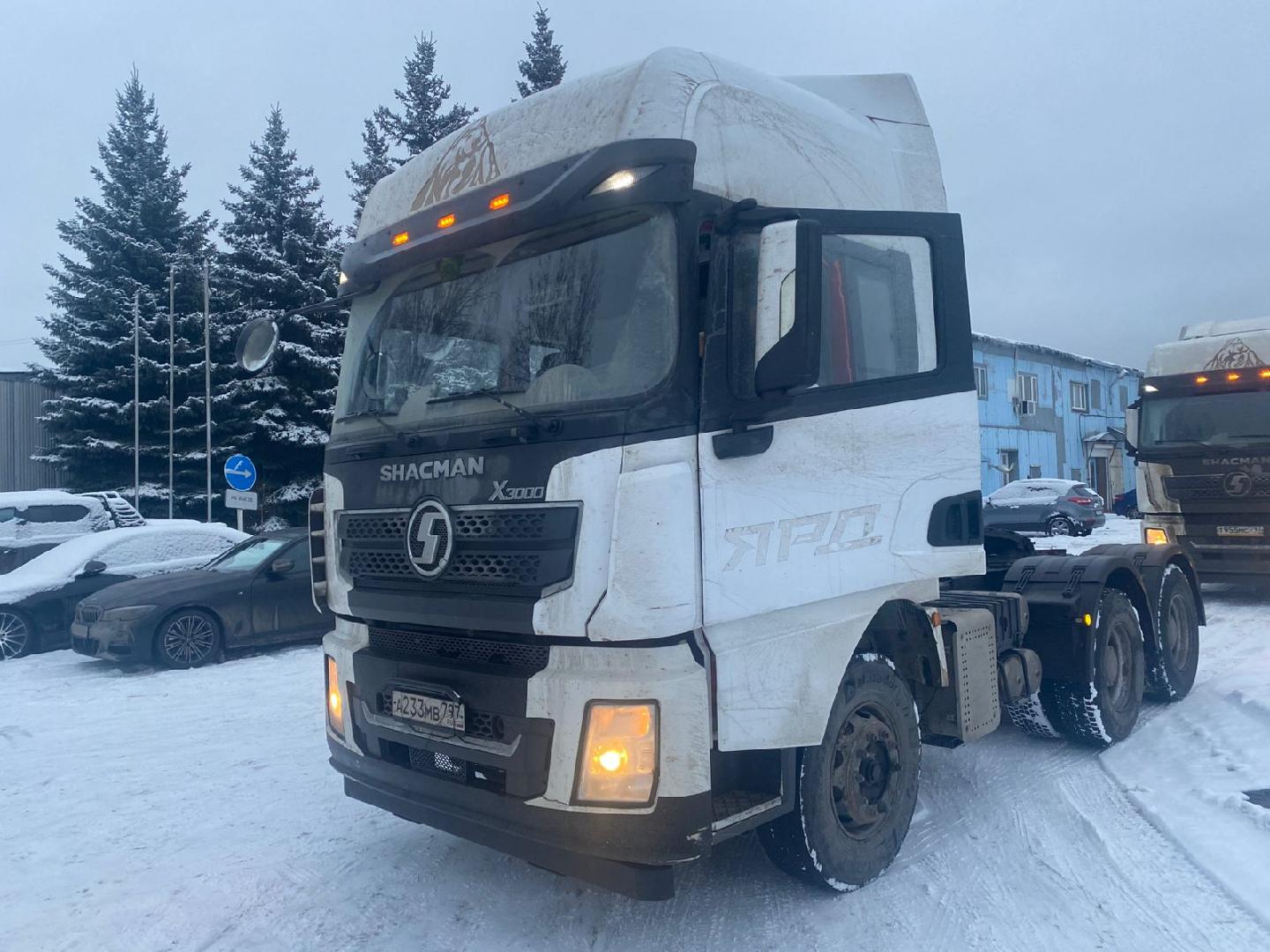Shacman SX42584W324C — Б/У, 2022 г. (Балашиха, 226445 км)