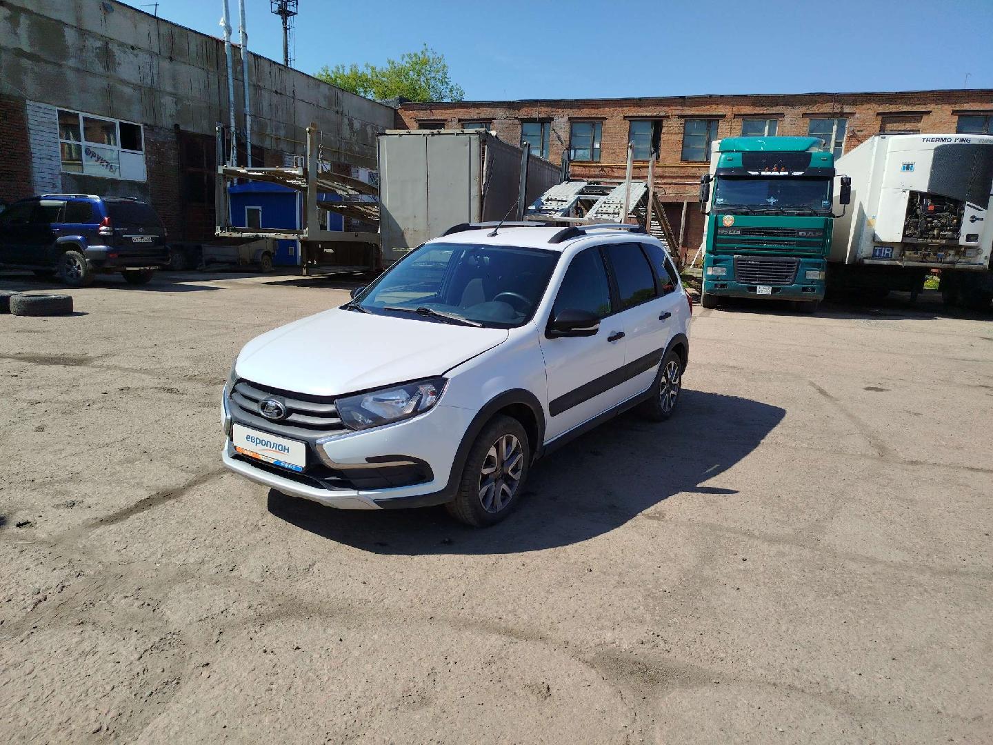 Lada Granta Cross — Б/У, 2023 г. (Омск, 126842 км)