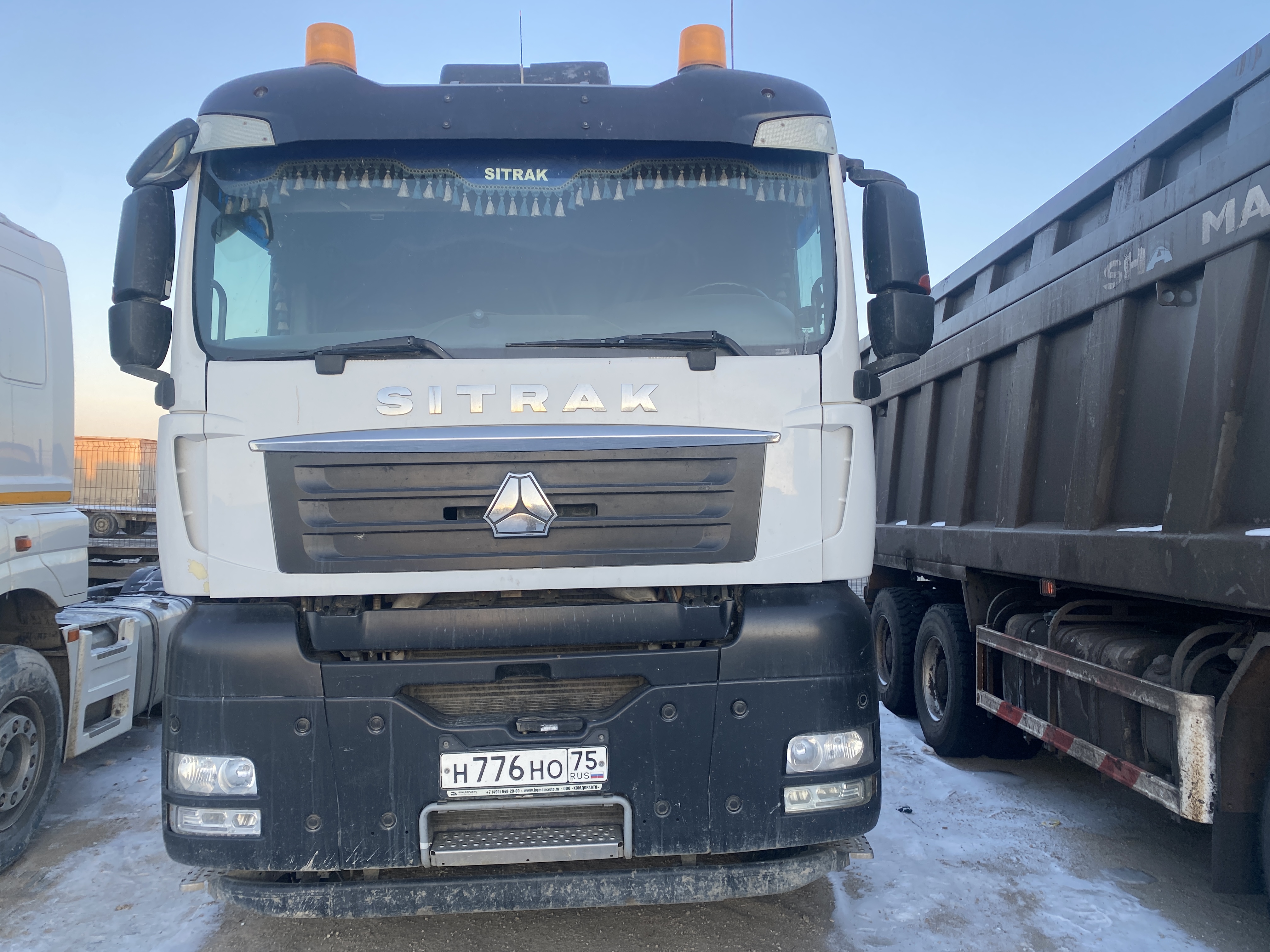 SITRAK C7H 6x4 Седельный тягач ZZ4256V364HE — Б/У, 2022 г.