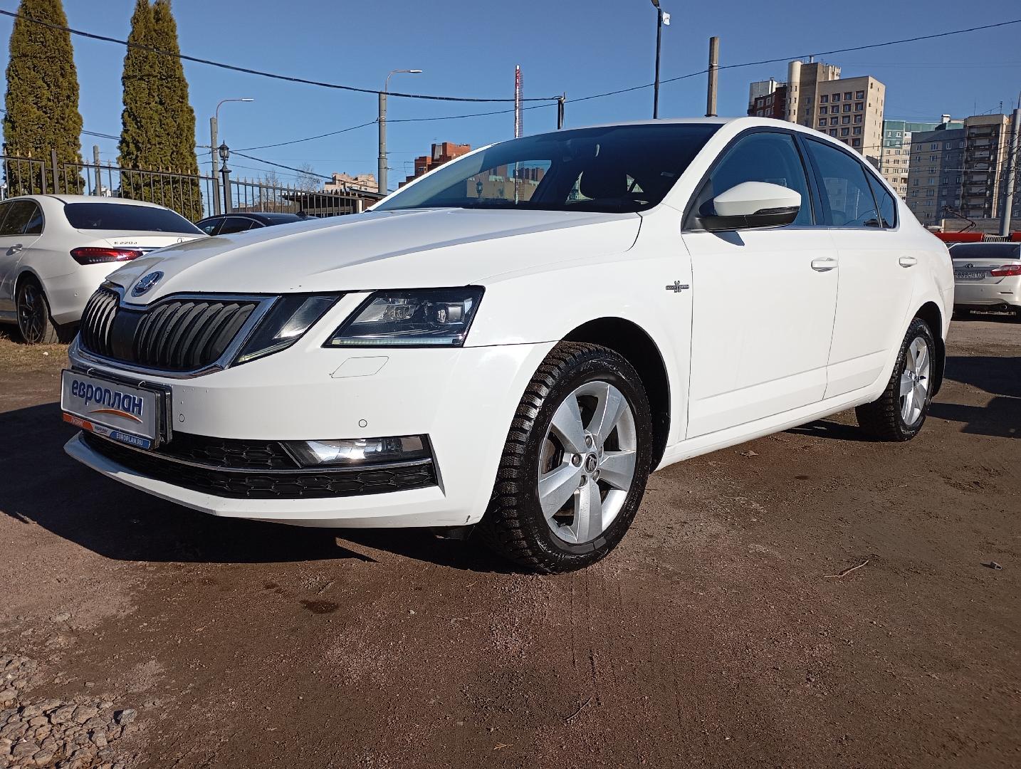 Skoda Octavia — Б/У, 2020 г. (Санкт-Петербург, 161436 км)