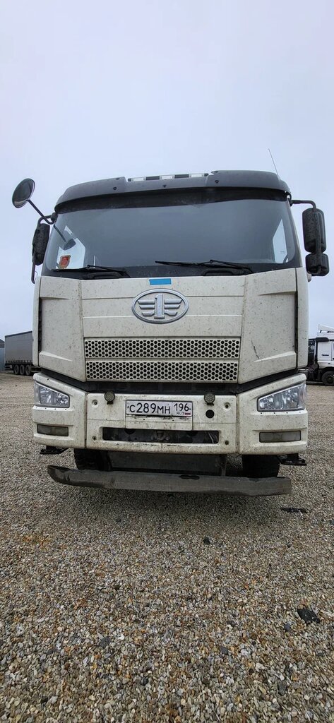 FAW J6 8x4 Самосвал CA3310P66K24T4E4 — Б/У, 2022 г.