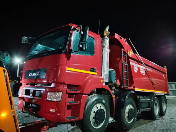 КамАЗ 65801 8x4 Самосвал 65801-001-68 — Б/У, 2020 г.
