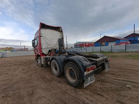 Shacman (Shaanxi) SX 6x4 Седельный тягач SX42584W324C — Б/У, 2022 г.